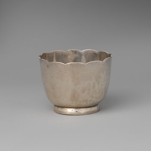 Miniature bowl