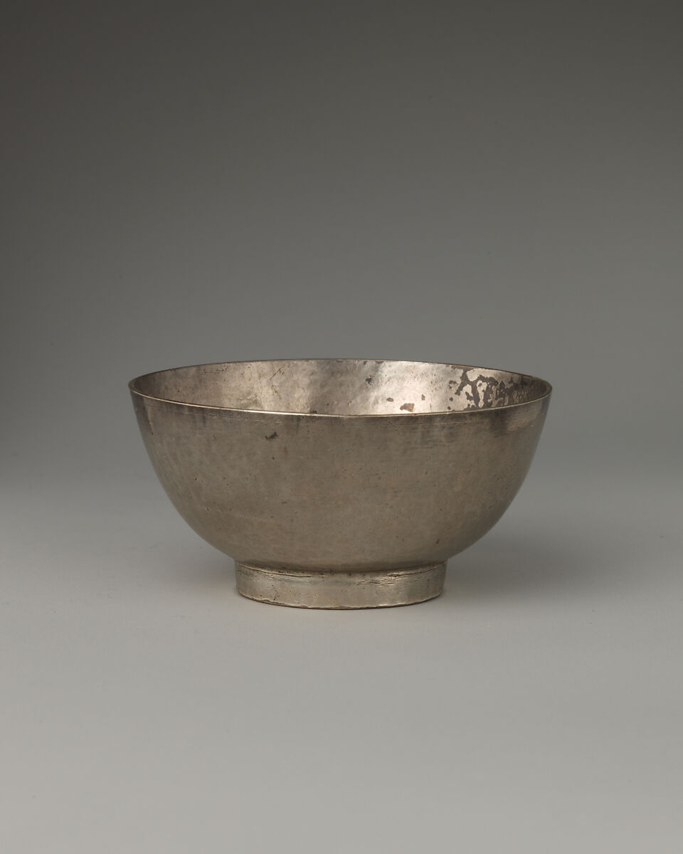 Miniature punch bowl (part of a set), David Clayton (British, active 1689), Silver, British, London 