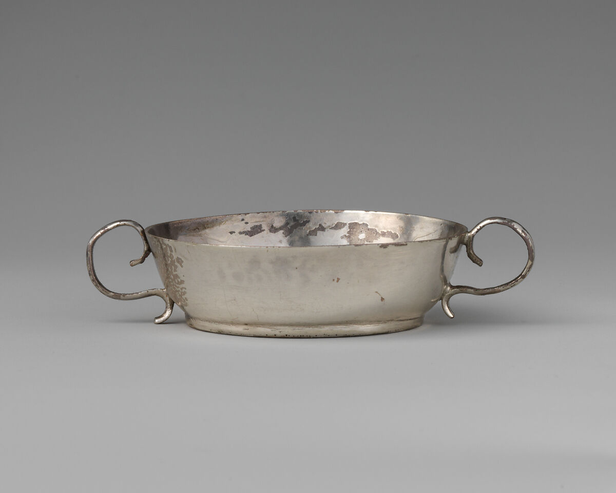 Miniature porringer, Thomas Waterhouse (entered 1702), Silver, British, London 