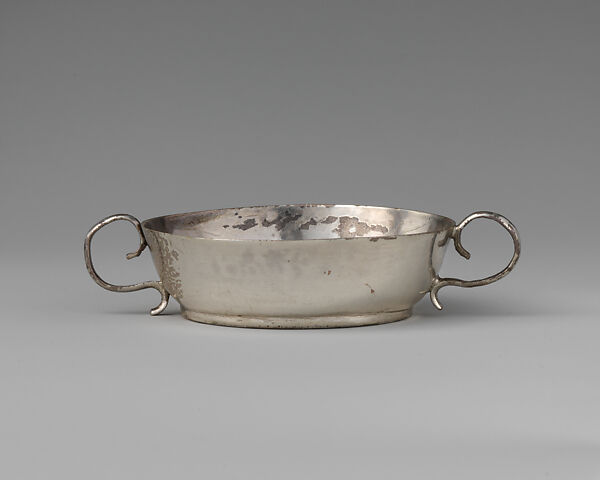 Miniature porringer