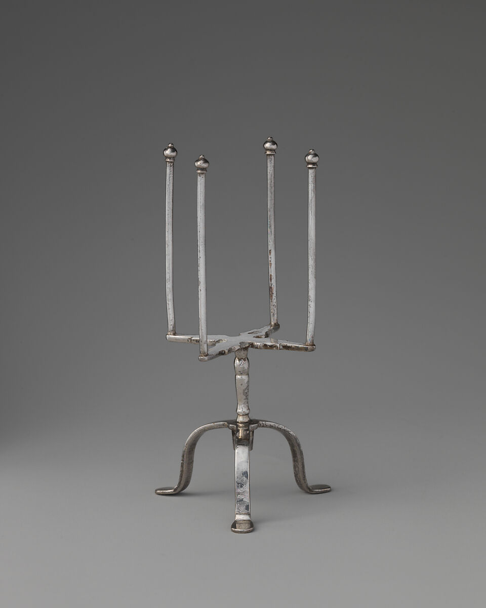 Miniature plate warmer, David Clayton (British, active 1689), Silver, British, London 