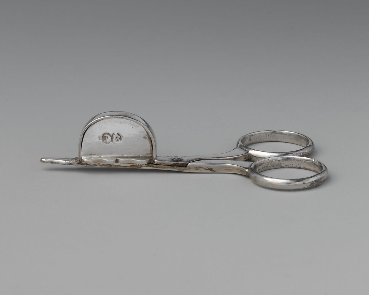 Miniature snuffers, David Clayton (British, active 1689), Silver, British, London 