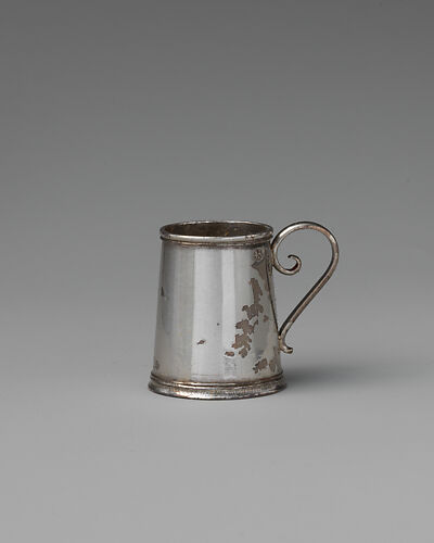 Miniature mug