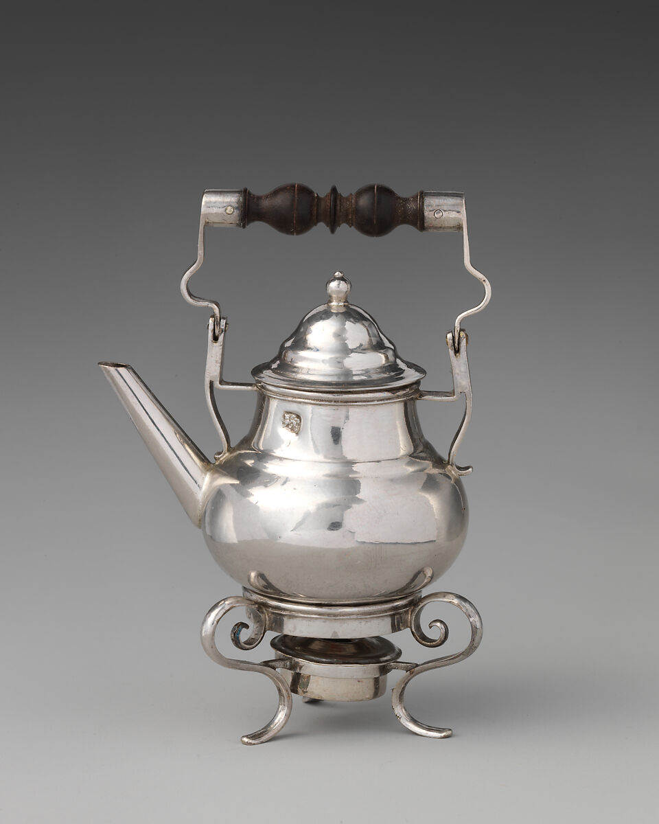 Miniature kettle with cover, stand, and lamp, David Clayton (British, active 1689), Silver, wood, British, London 