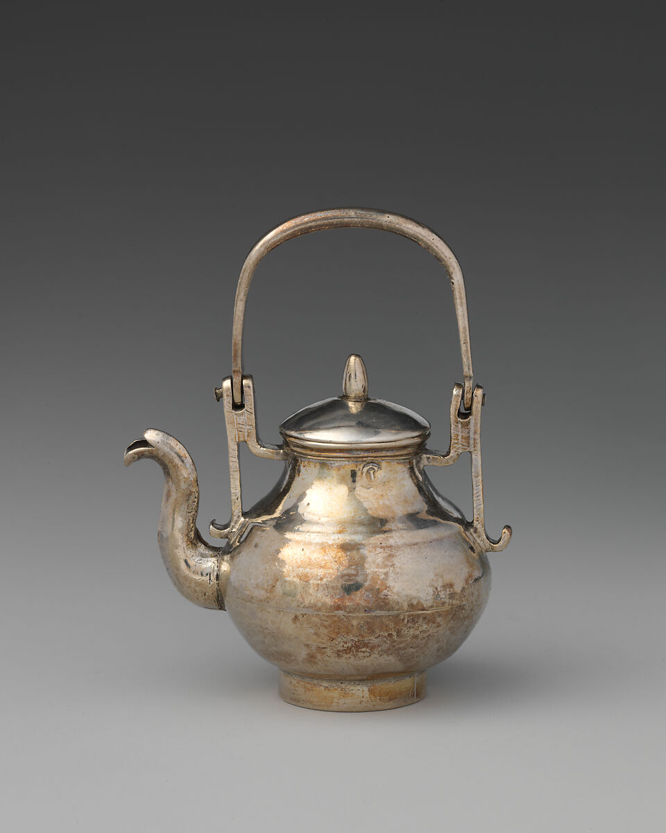 Miniature kettle with cover, David Clayton (British, active 1689), Silver, British, London 
