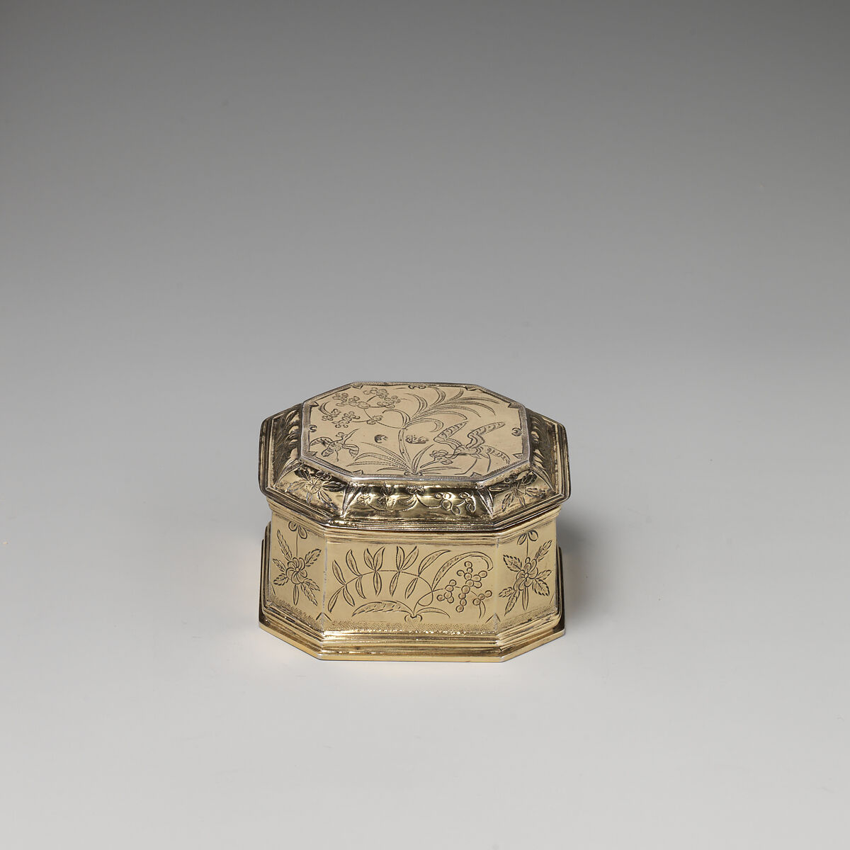 Pair of boxes with covers (part of a toilet service), William Fowle (1658–1684, active 1681–84), Silver gilt, British, London