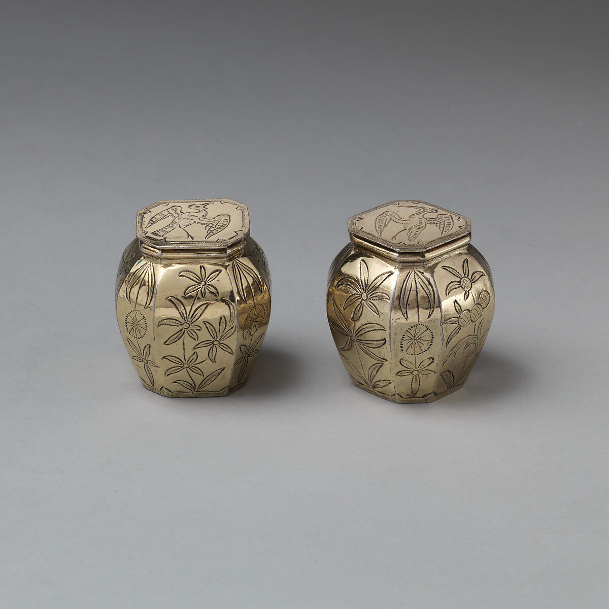 Pair of pomade pots (part of a toilet service), Probably by Thomas Jenkins (active 1668–1708), Silver gilt, British, London 