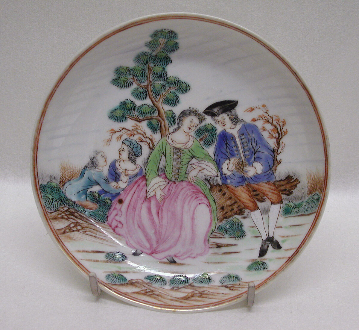 Teabowl and saucer, Hard-paste porcelain, Chinese, for European market 