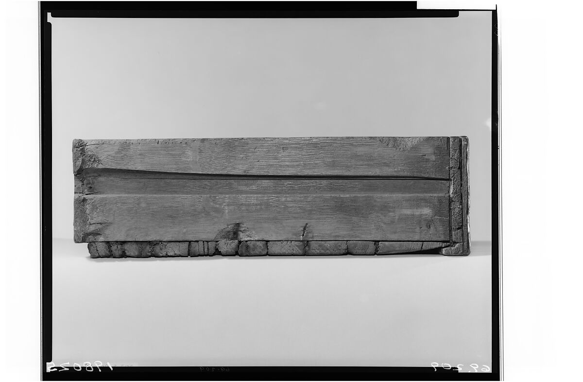 Chest-on-frame, White oak, yellow pine, white pine, poplar, maple, American