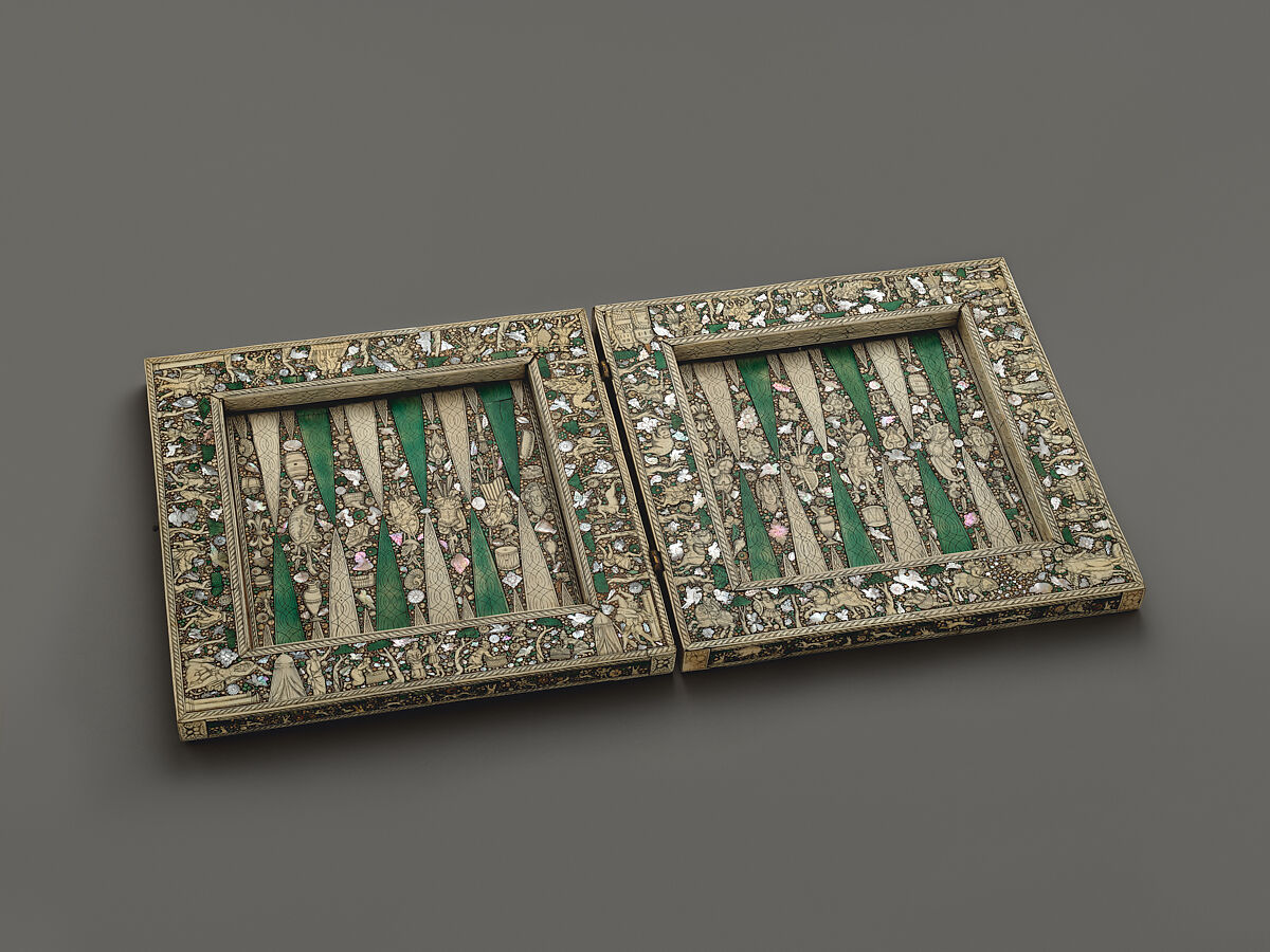 Chess and tric-trac game board, Wood, ivLoutre1!ory, bone, mother-of-pearl, German