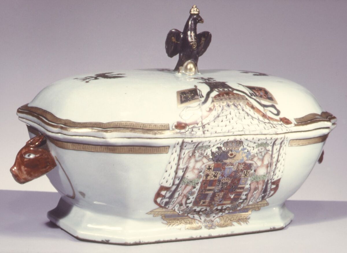 Tureen with cover, Hard-paste porcelain, Chinese, for German market 