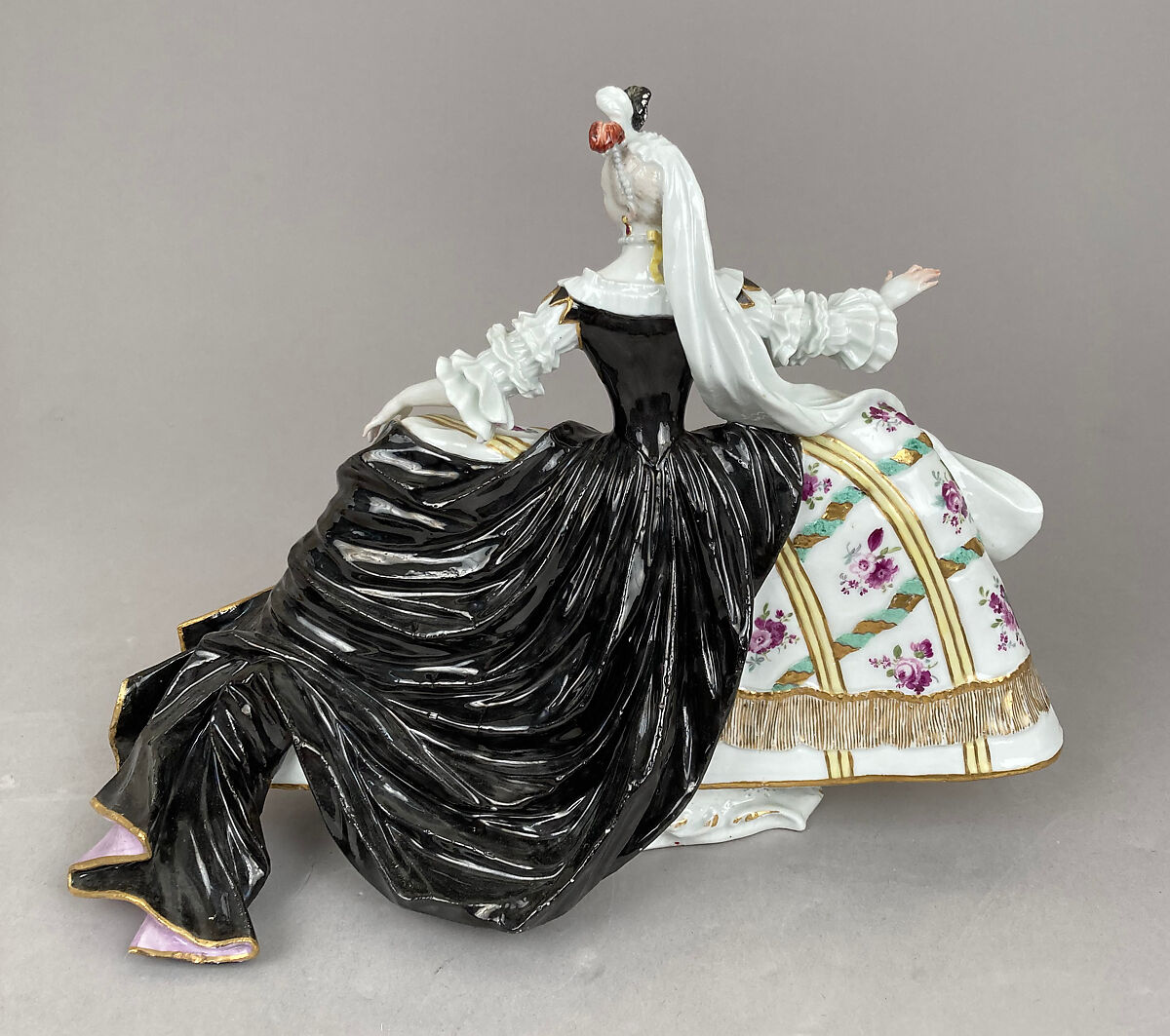 Theater figure, Meissen Manufactory (German, 1710–present), Hard-paste porcelain, German, Meissen