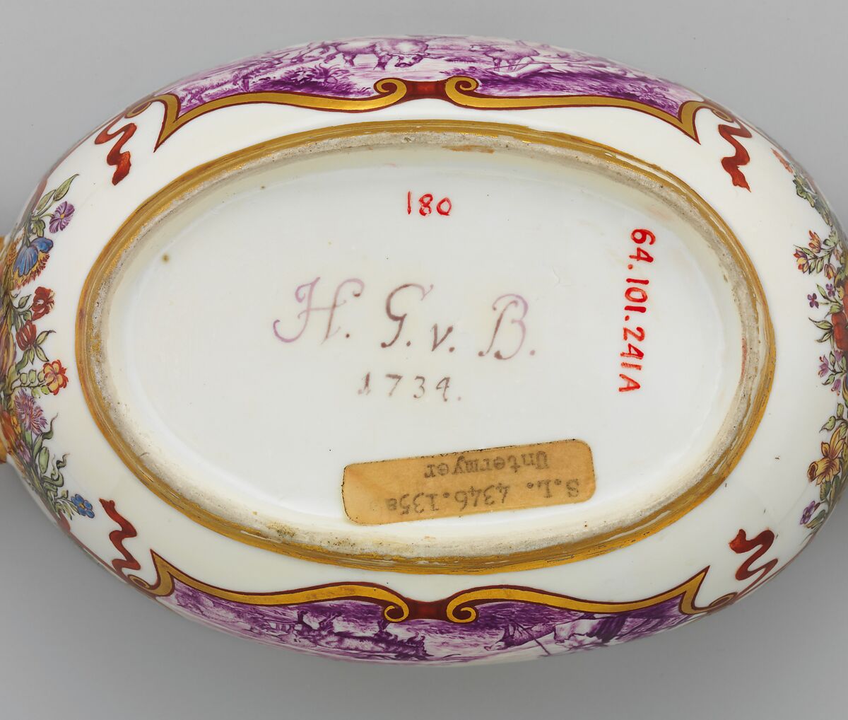 Dish with cover, Vienna, Hard-paste porcelain, Austrian, Vienna