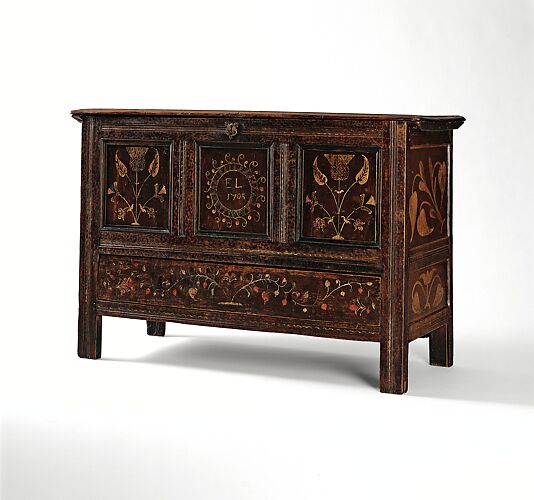 Chest with drawer