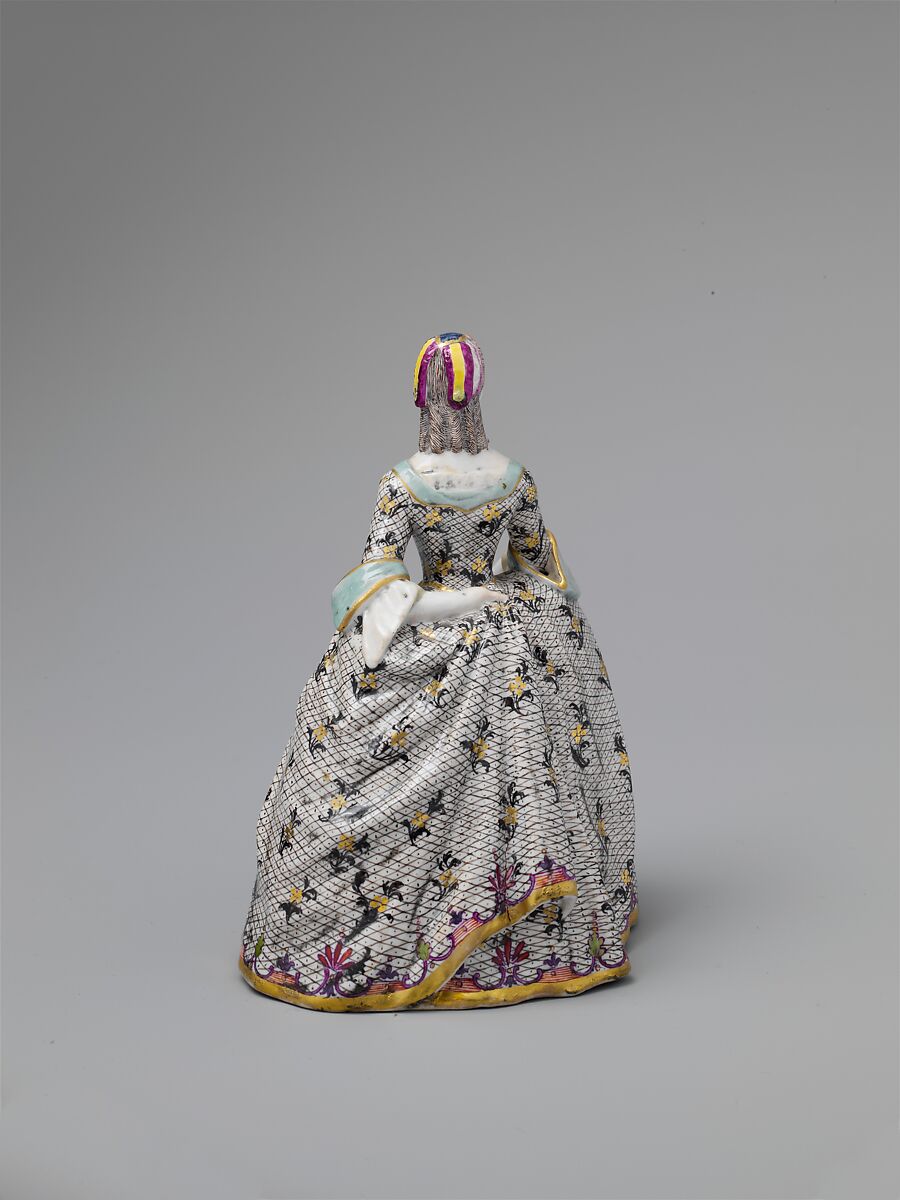 Standing woman, Imperial Porcelain Manufactory  (Vienna, 1744–1864), Hard-paste porcelain, Austrian, Vienna