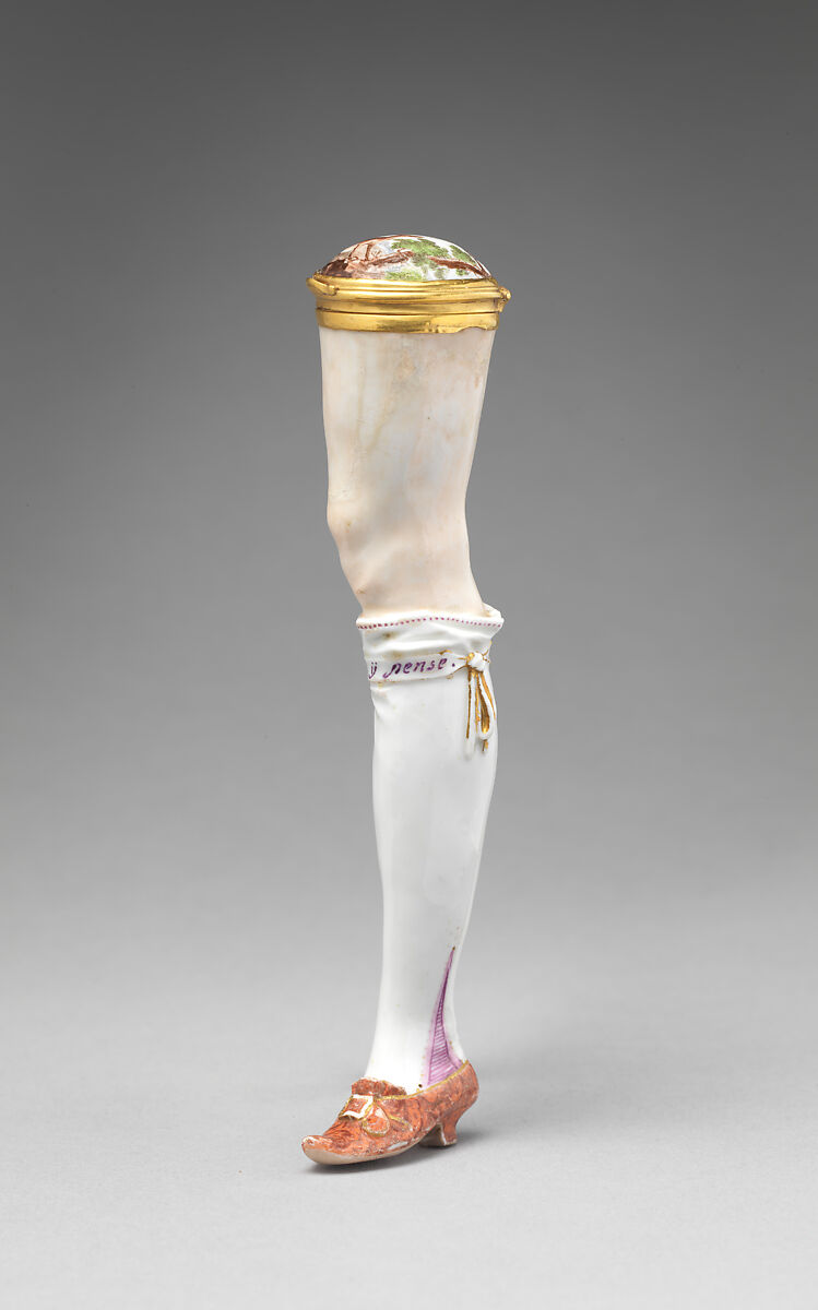 Étui, Imperial Porcelain Manufactory  (Vienna, 1744–1864), Hard-paste porcelain, gold, Austrian, Vienna