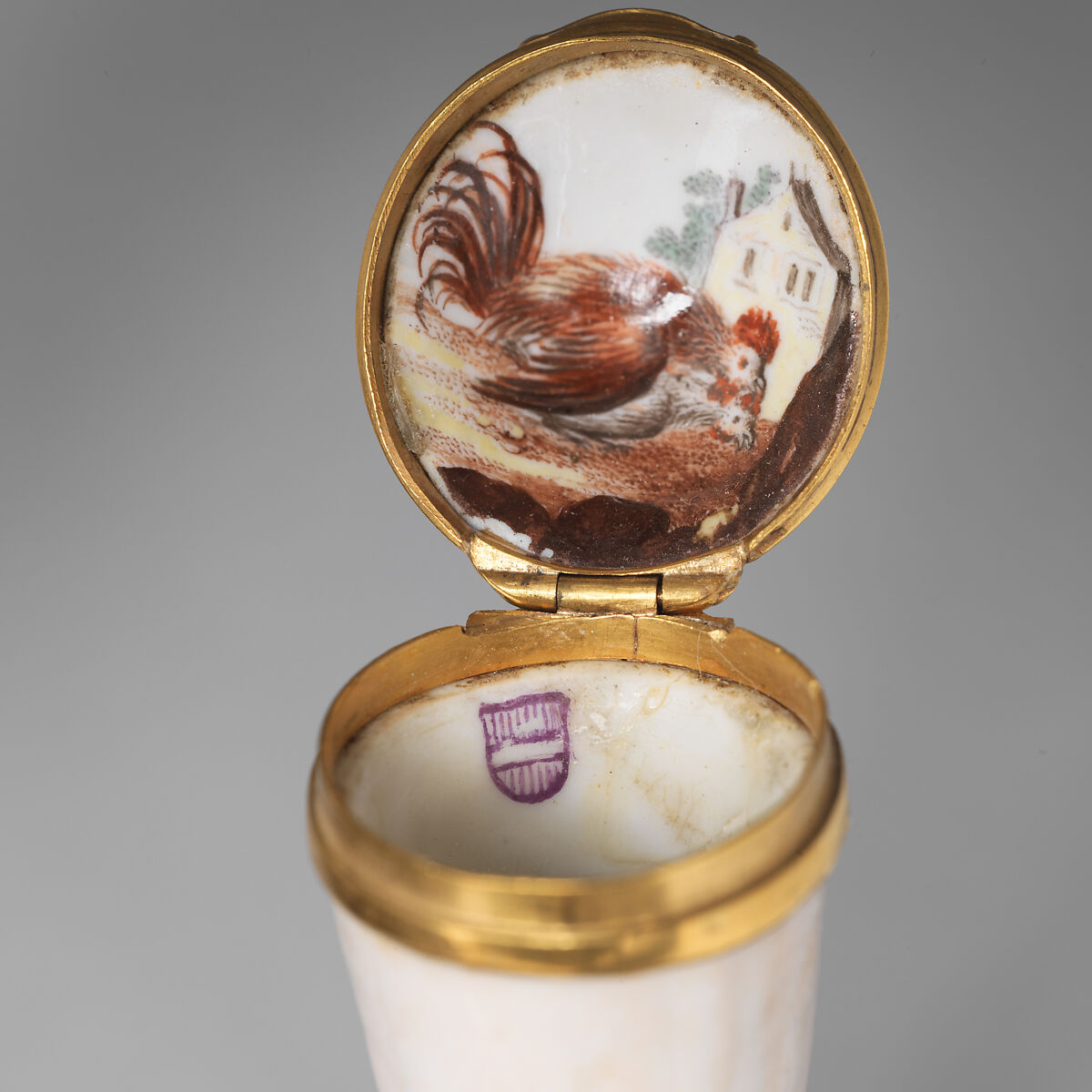 Étui, Imperial Porcelain Manufactory  (Vienna, 1744–1864), Hard-paste porcelain, gold, Austrian, Vienna