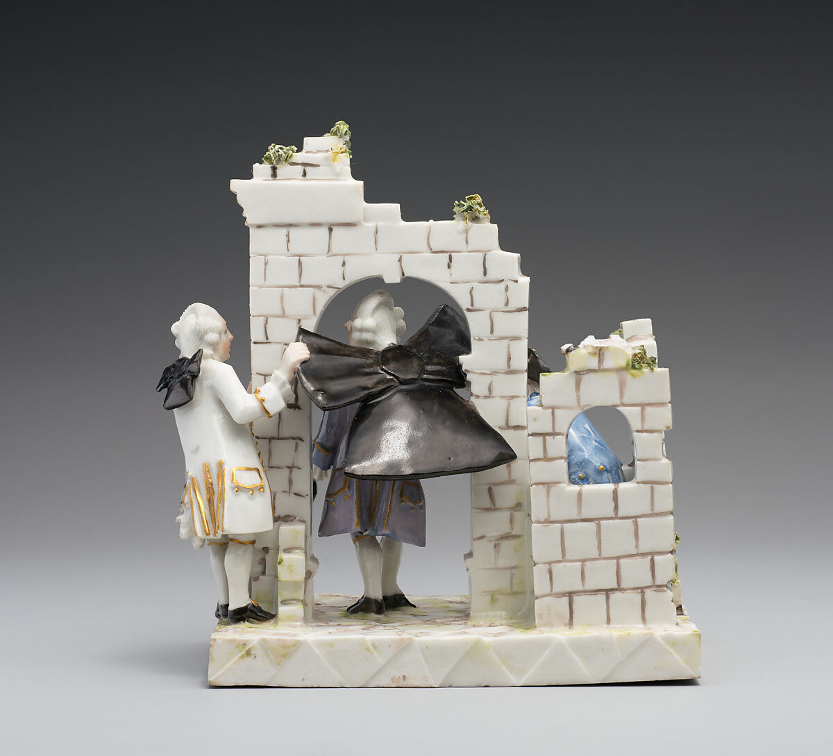 The Large Bow, Ludwigsburg Porcelain Manufactory (German, 1758–1824), Hard-paste porcelain, German, Ludwigsburg