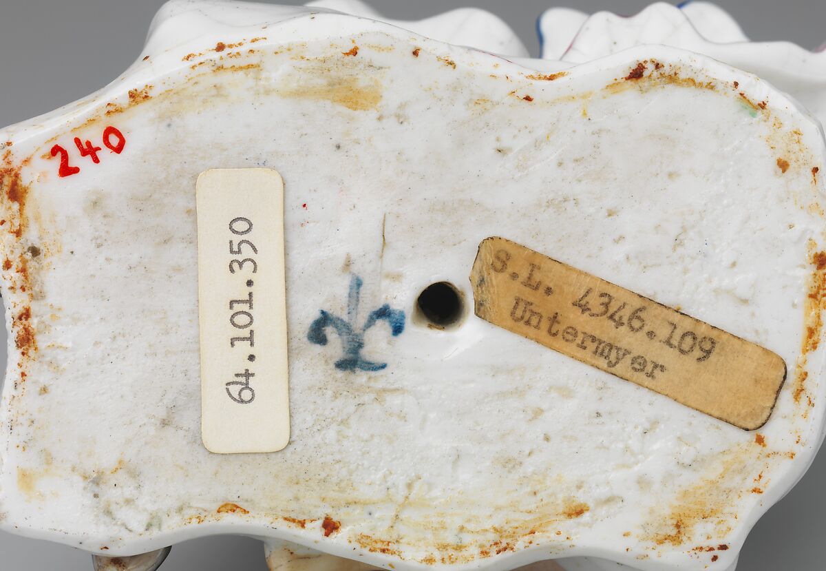 The Spaghetti Eaters (Columbine and Pulcinella), Capodimonte Porcelain Manufactory (Italian, 1740/43–1759), Soft-paste porcelain decorated in polychrome enamels, gold, Italian, Naples