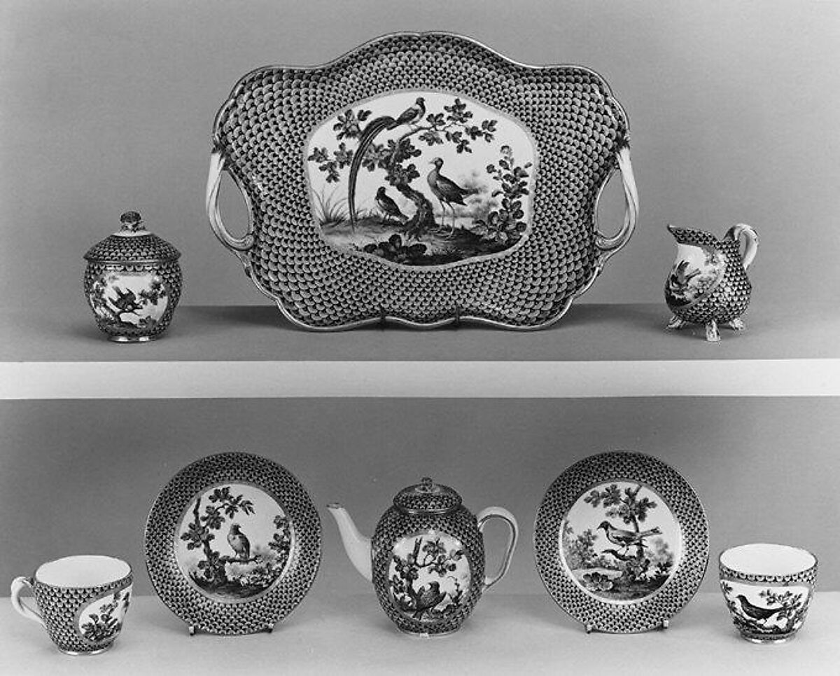 Sugar bowl (pot à sucre Hebert) (part of a service), Sèvres Manufactory (French, 1740–present), Soft-paste porcelain 
decorated in polychrome enamels, gold, French, Sèvres