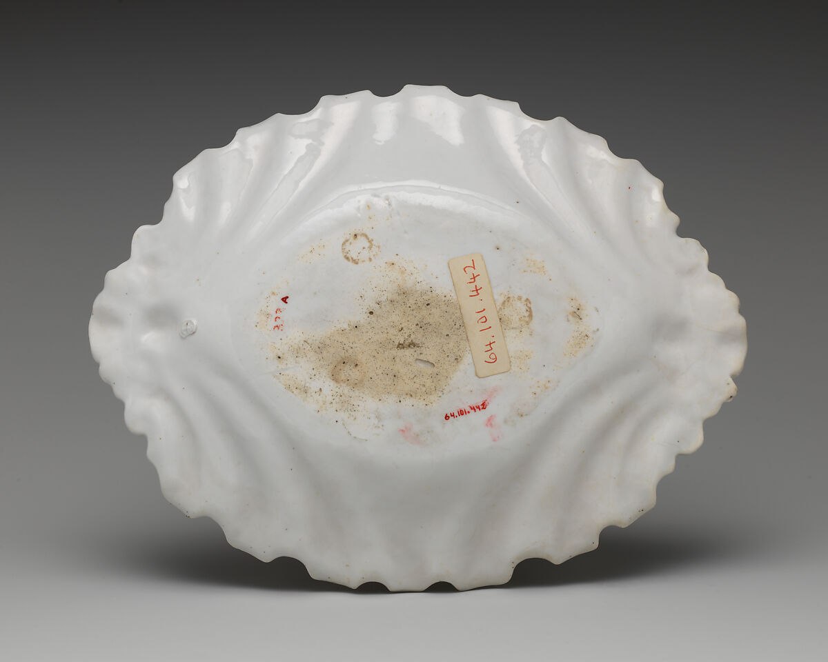 Dish (part of a set), Chelsea Porcelain Manufactory (British, 1744–1784), Soft-paste porcelain, British, Chelsea