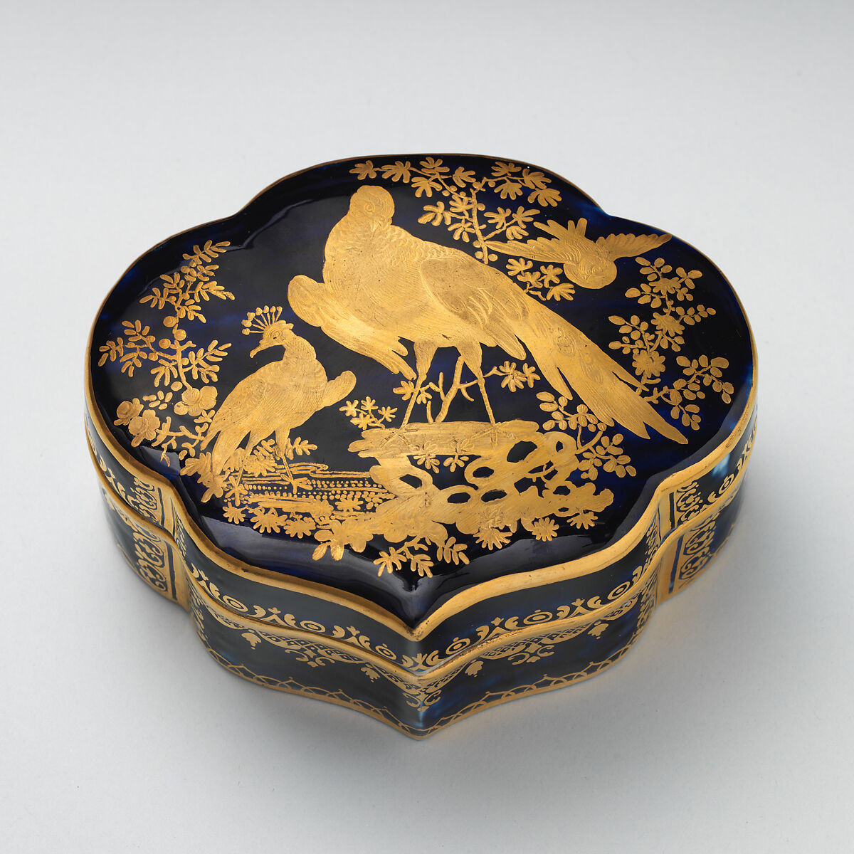 Toilet set containing three smaller boxes, Chelsea Porcelain Manufactory (British, 1744–1784), Soft-paste porcelain, Mazarin blue ground with gold decoration, British, Chelsea