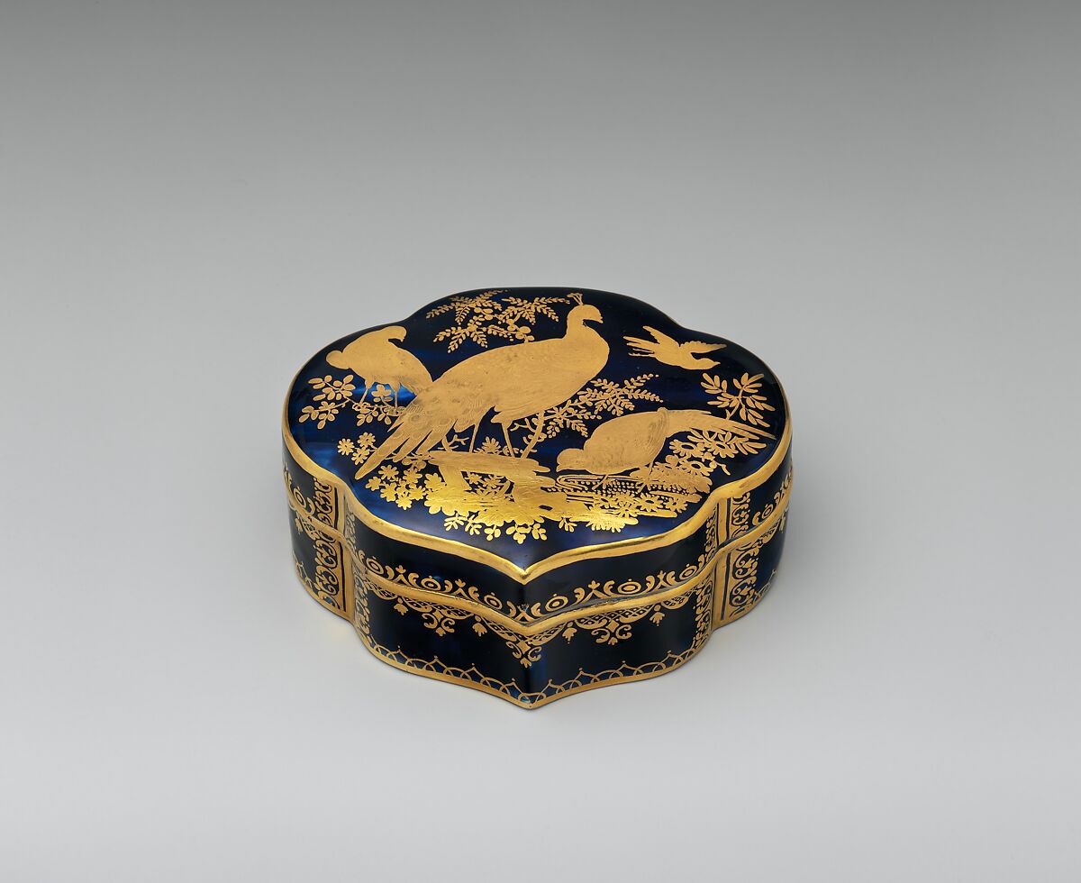 Toilet box containing three smaller boxes, Chelsea Porcelain Manufactory (British, 1744–1784), Soft-paste porcelain, Mazarin blue ground with gold decoration, British, Chelsea