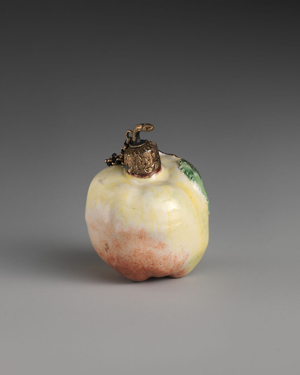 Apple, Chelsea Porcelain Manufactory (British, 1744–1784), Soft-paste porcelain, British, Chelsea