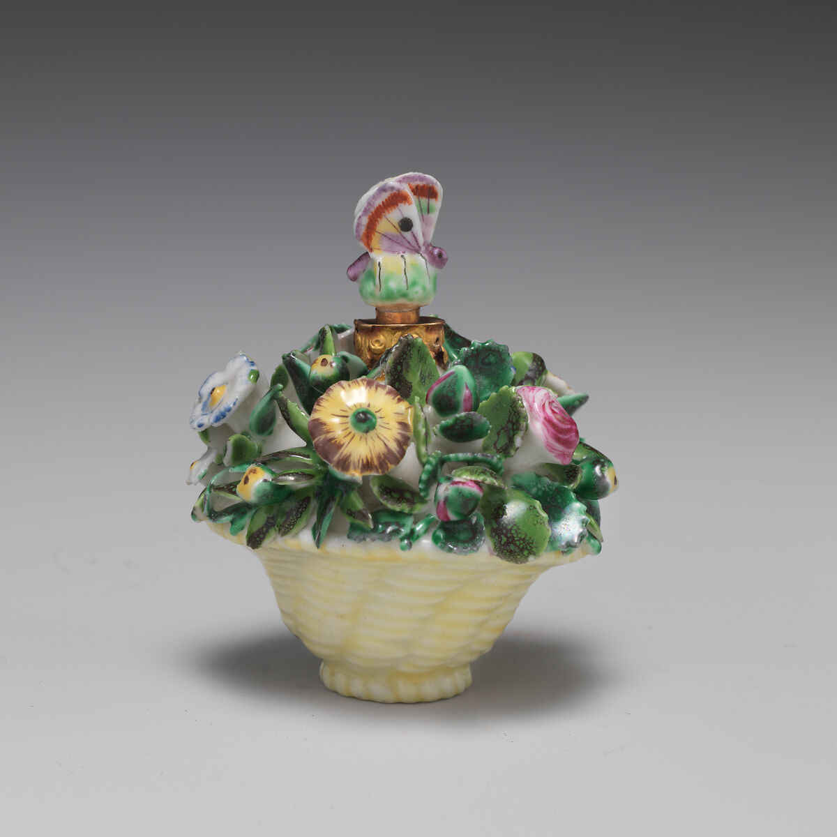 Basket of flowers, Saint James&#39;s Factory (British, ca. 1748/49–1760), Soft-paste porcelain, British, London 