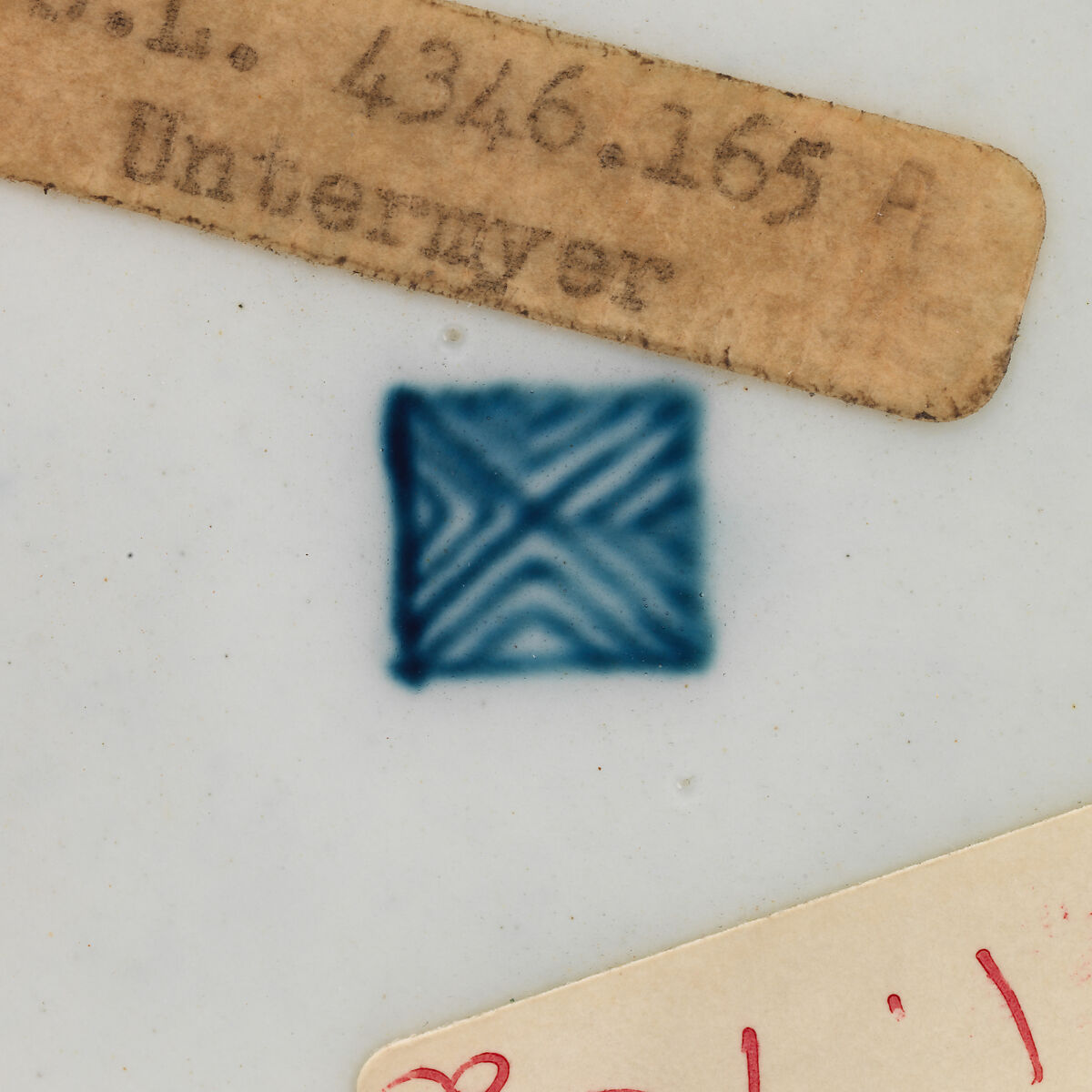 Jar with cover, Worcester factory (British, 1751–2008), Soft-paste porcelain decorated in polychrome enamels, gold, underglaze blue ground, British, Worcester