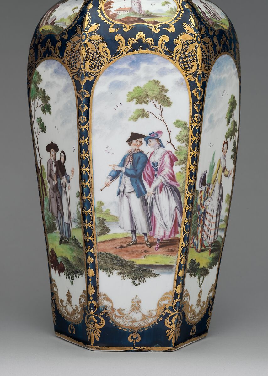 Jar with cover, Worcester factory (British, 1751–2008), Soft-paste porcelain decorated in polychrome enamels, gold, underglaze blue ground, British, Worcester