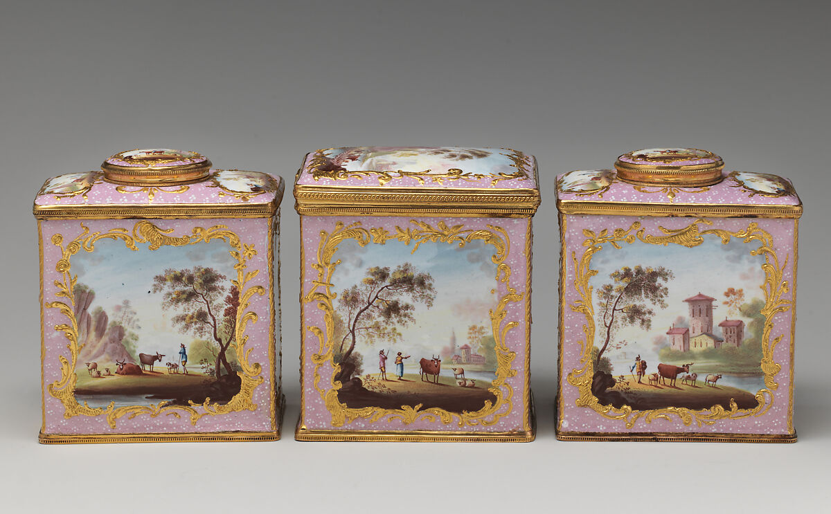 Tea caddy (part of a set), White enamel on copper painted in polychrome enamels, British, South Staffordshire