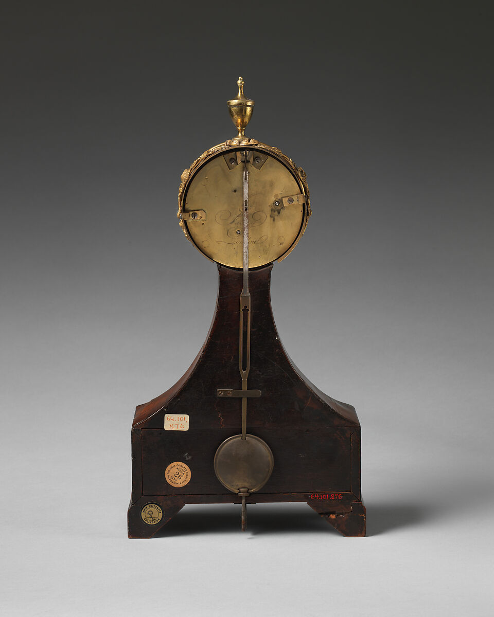Balloon bracket clock, Clockmaker: Savory, Satinwood, mahogany, British, London