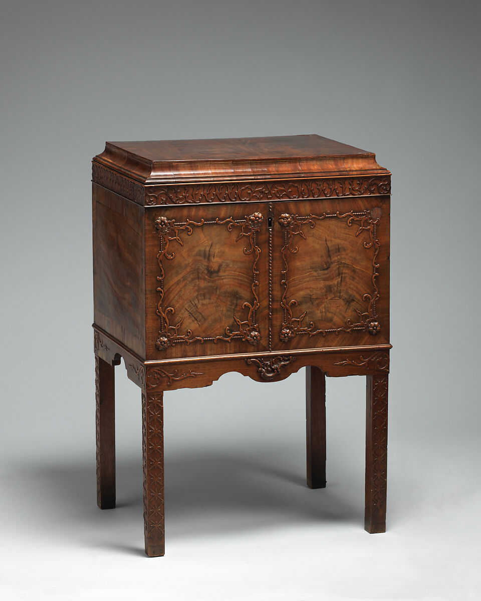 Cabinet (cellaret), Mahogany, British 