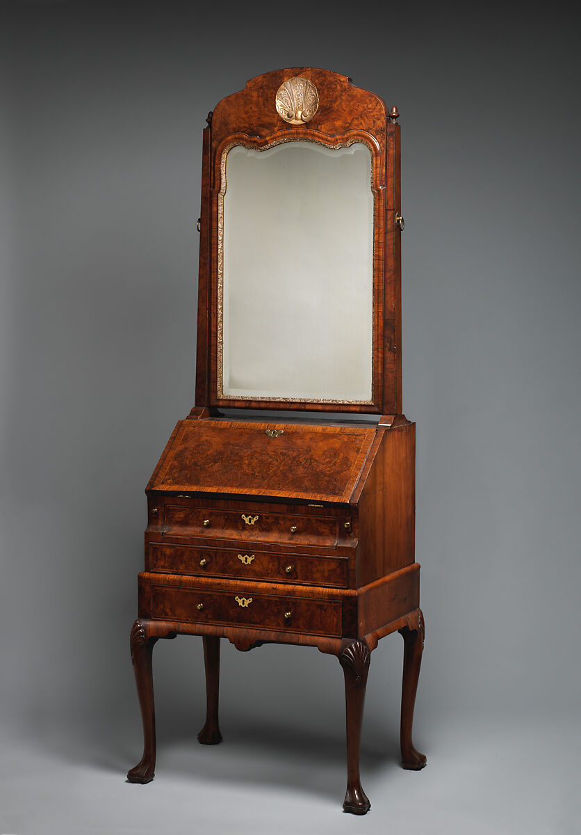 Bureau dressing table, Walnut, burr walnut veneer, parcel gilt, glass, British 