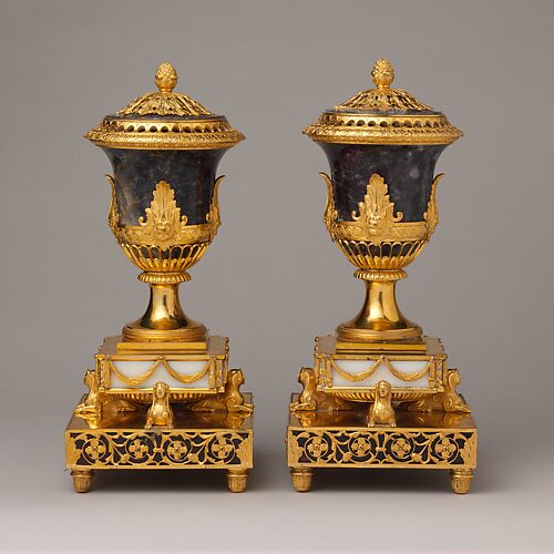 Perfume burner (one of a pair)