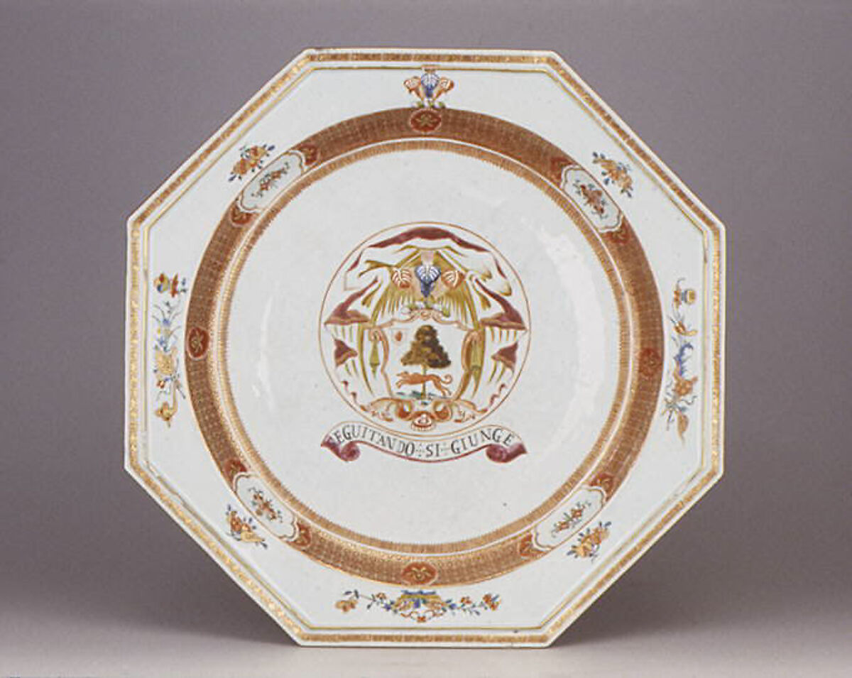 Charger, Hard-paste porcelain, Chinese, for British market
