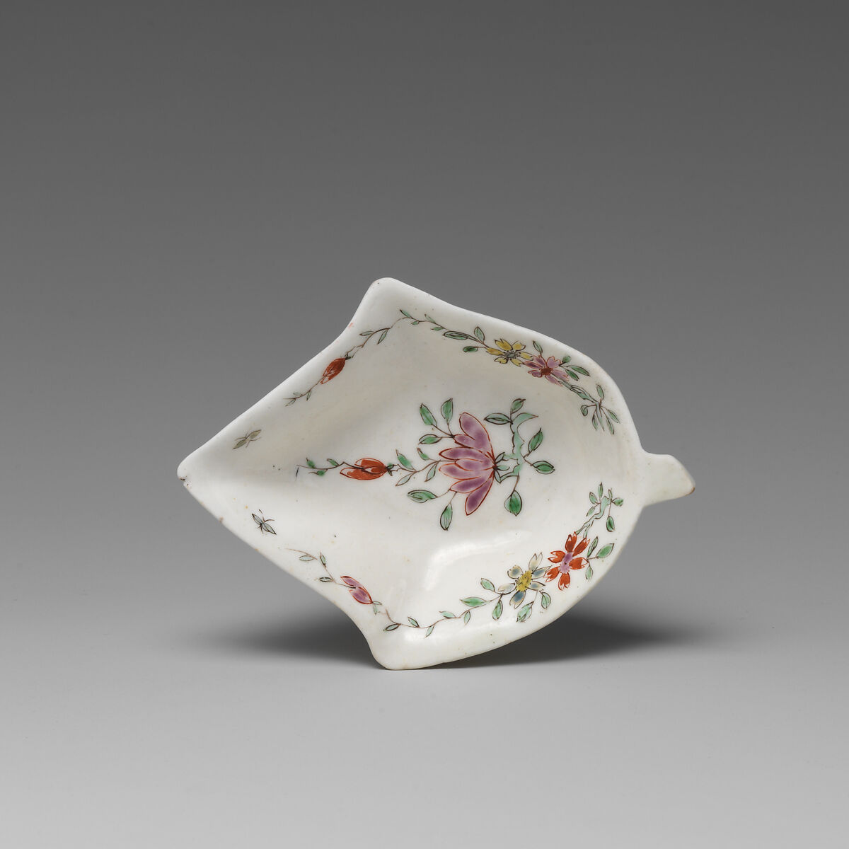 Dish (one of a pair), Soft-paste porcelain, British, Worcester 