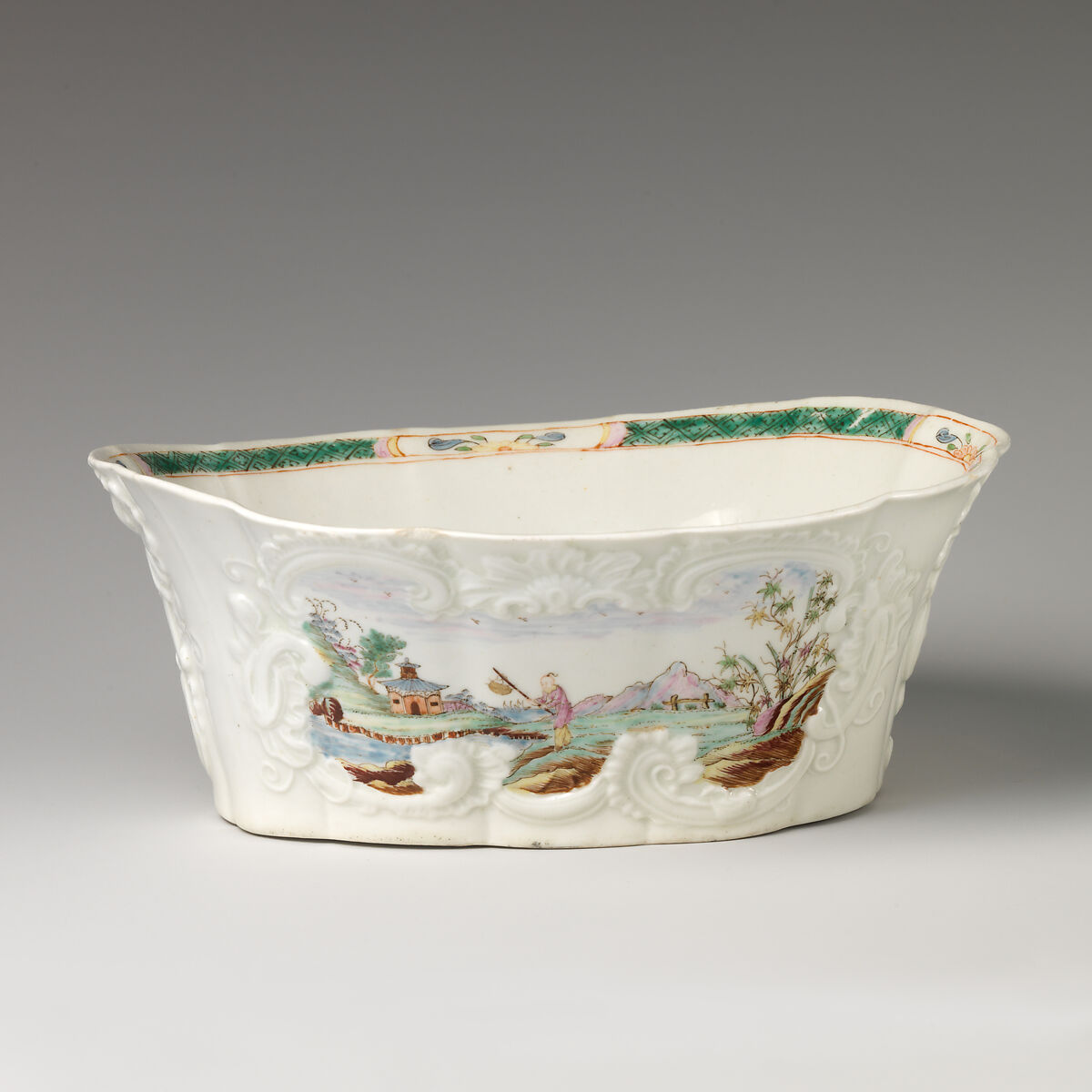 Oval potting pan, Worcester factory (British, 1751–2008), Soft-paste porcelain, British, Worcester 