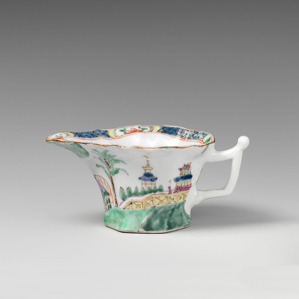 Cream jug, Soft-paste porcelain, British 