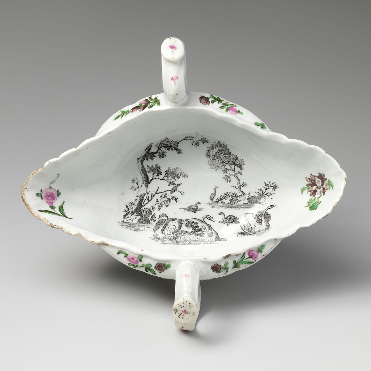 Double-handle sauceboat, Worcester factory (British, 1751–2008), Soft-paste porcelain, British, Worcester