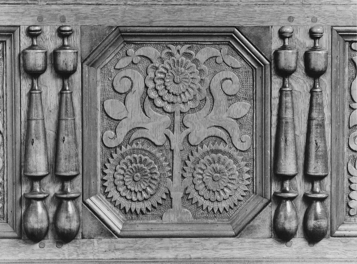 Chest with Drawers, Workshop of Peter Blin (ca. 1675–1725), Oak, pine, maple, American