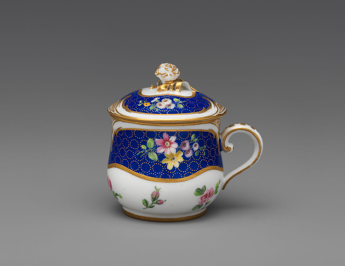 Cup with cover (pot à jus), Sèvres Manufactory (French, 1740–present), Soft-paste porcelain, French, Sèvres 