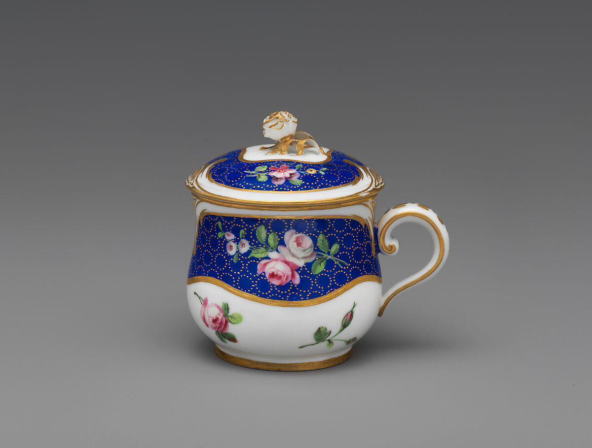 Cup with cover (pot à jus), Sèvres Manufactory (French, 1740–present), Soft-paste porcelain, French, Sèvres 