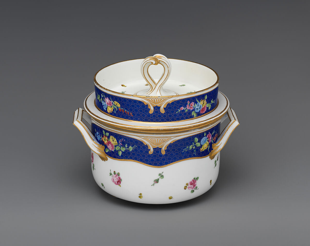 Ice pail with cover and liner (seau à glace), Sèvres Manufactory (French, 1740–present), Soft-paste porcelain, French, Sèvres 