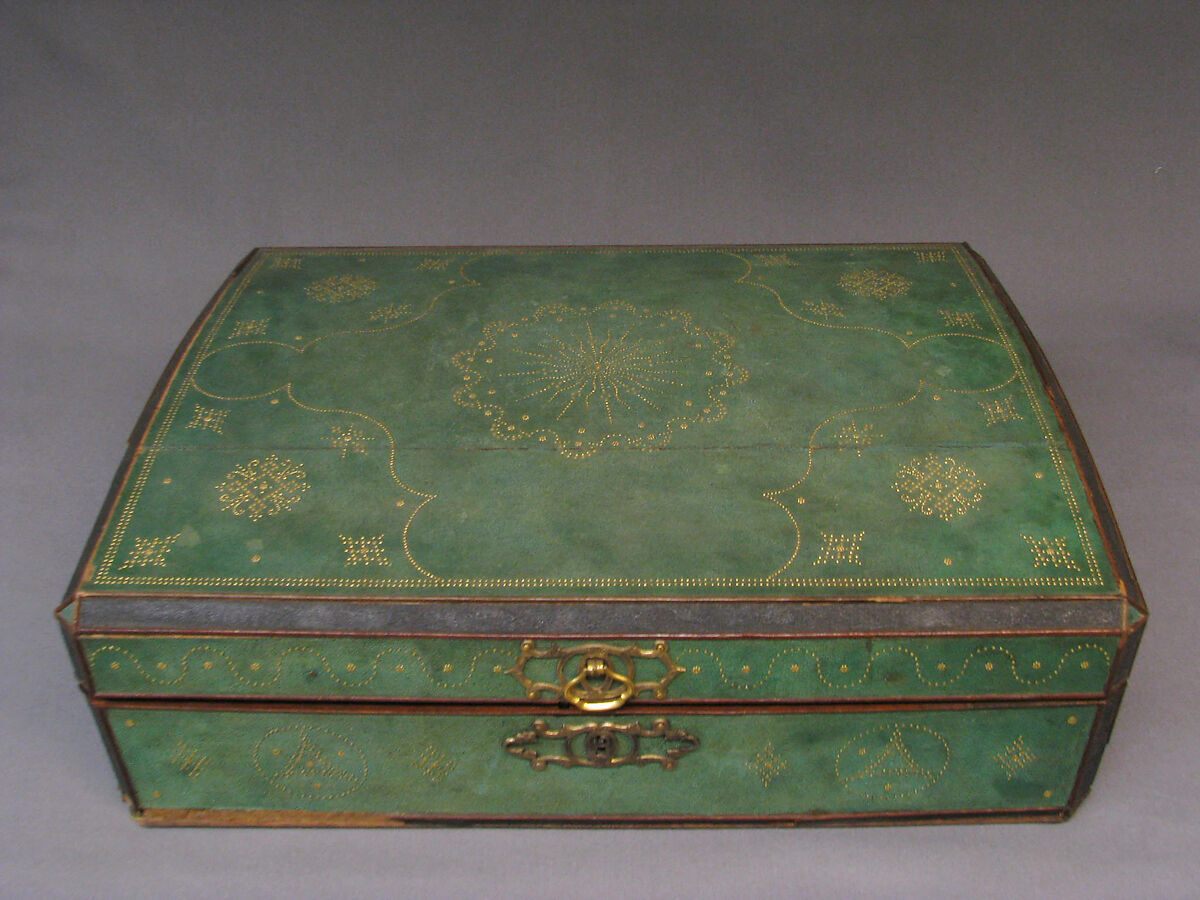 Nécessaire, Wood, shagreen, silk, tortoiseshell with gold mounts, steel, British, London