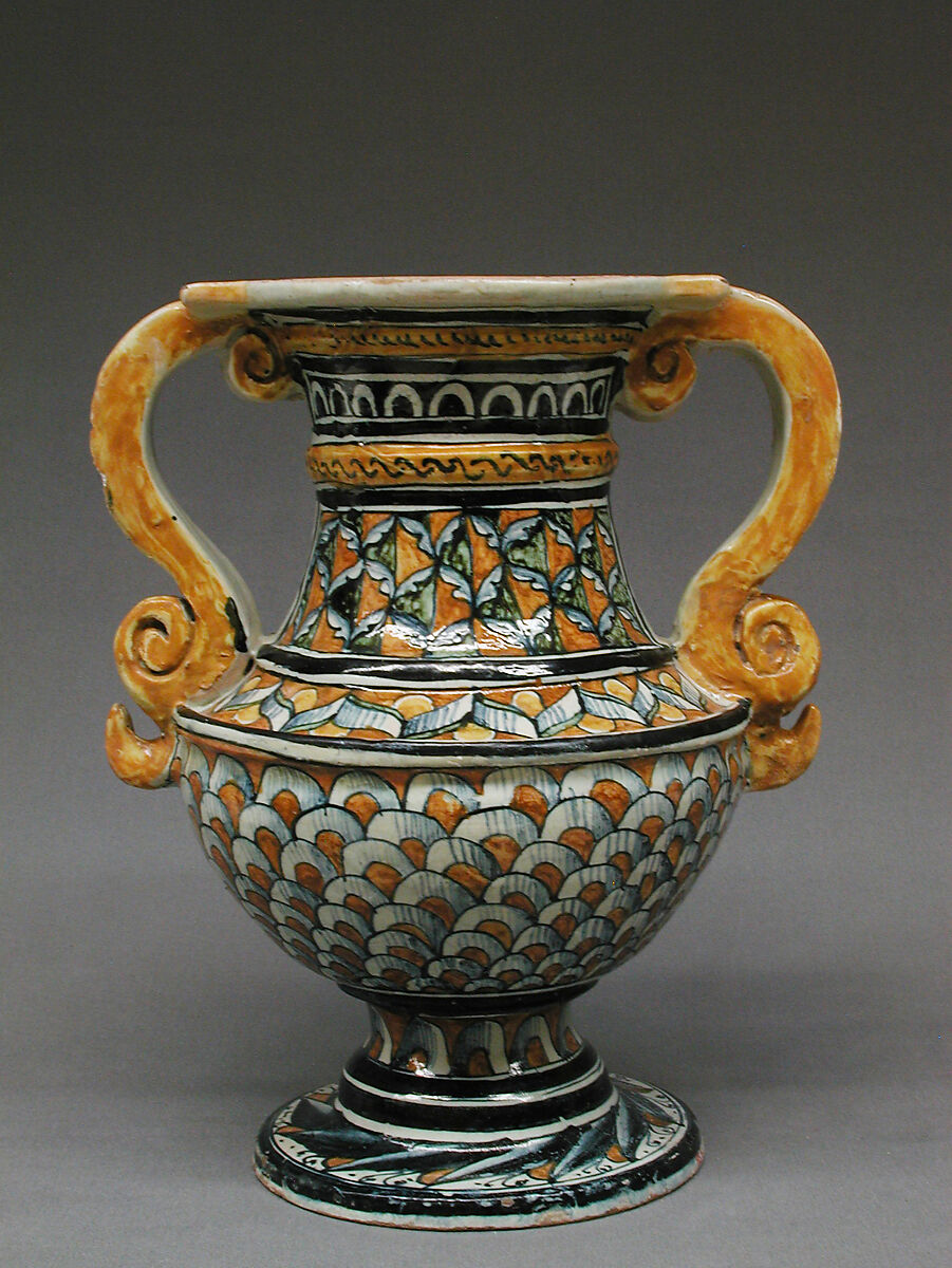 Vase, Maiolica (tin-glazed earthenware), Italian, Faenza 