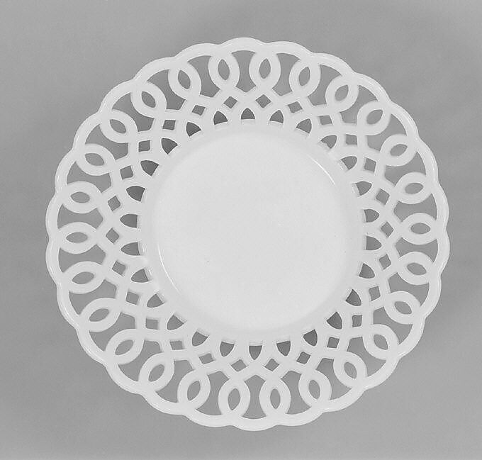 Fruit dish, Hard-paste porcelain, French, probably Paris