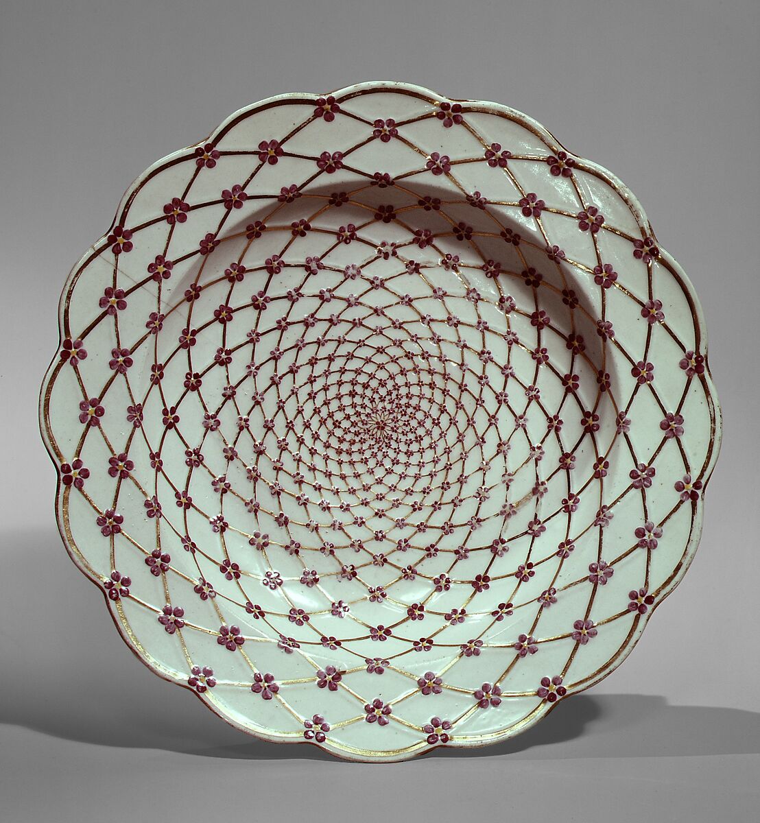 Plate, Imperial Porcelain Manufactory, St. Petersburg (Russian, 1744–present), Hard-paste porcelain, Russian, St. Petersburg 