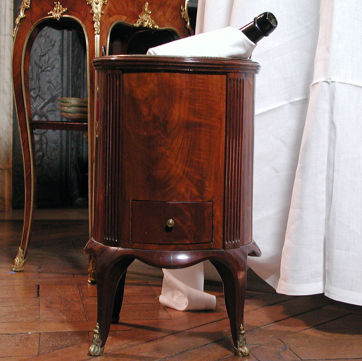 Wine cooler, Joseph Gegenbach, called Canabas (French, Alsace ca. 1715–1797 Venice), Oak veneered with mahogany; gilt bronze, tinned copper liner, French, Paris